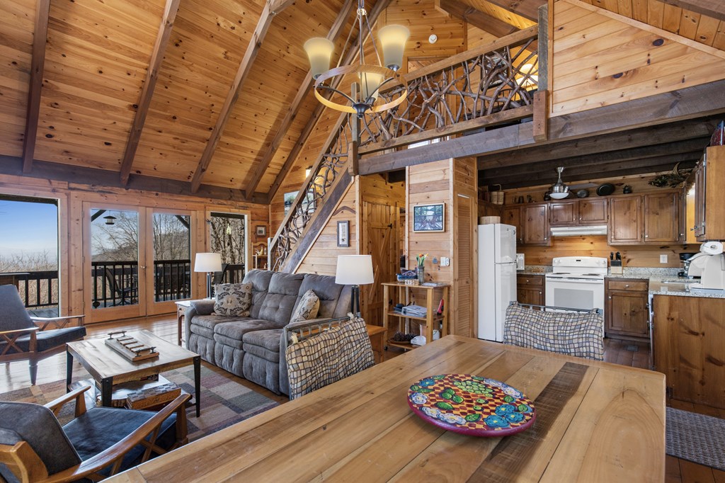 428861 Blue Ridge Residential