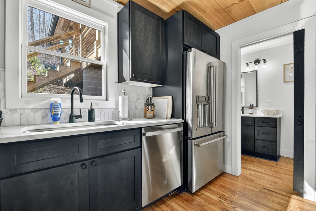 428863 Blue Ridge Residential