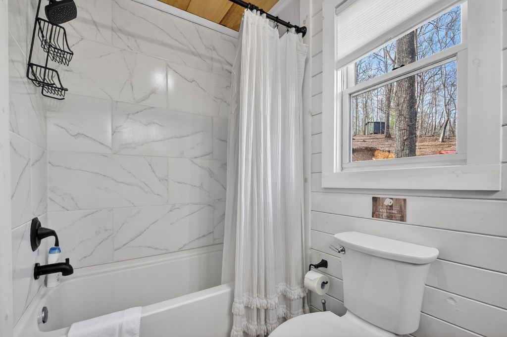 428863 Blue Ridge Residential