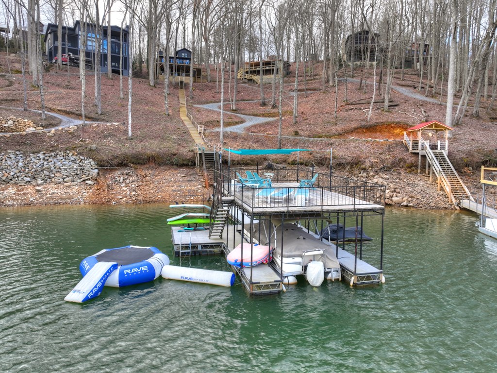 428863 Blue Ridge Residential