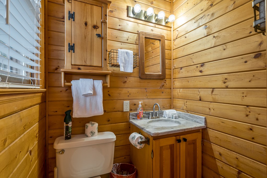 428864 Blue Ridge Residential