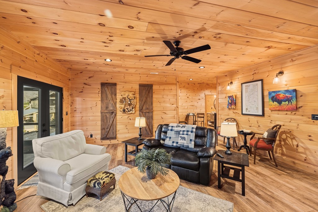 428877 Morganton Residential