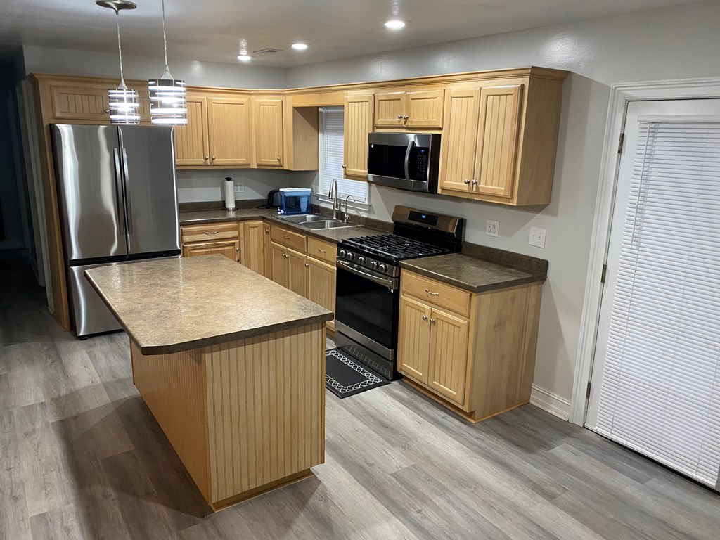 428884 Hayesville Residential