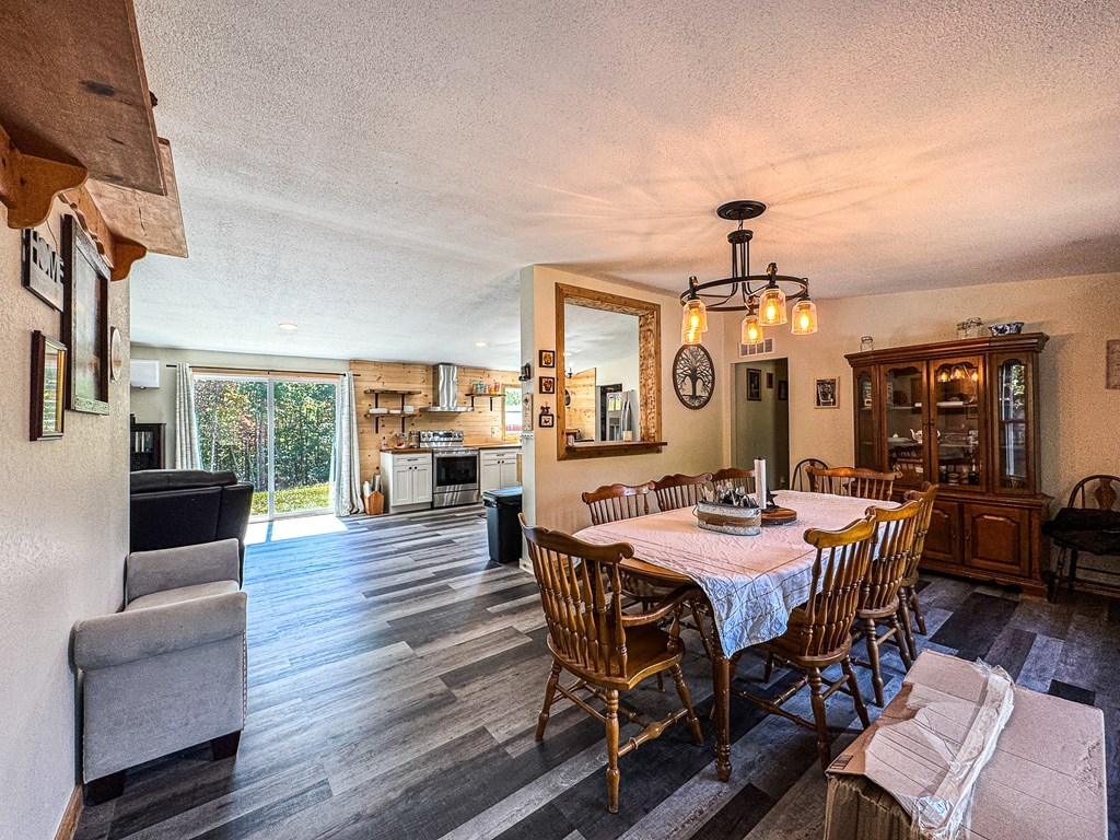 428885 Murphy Residential