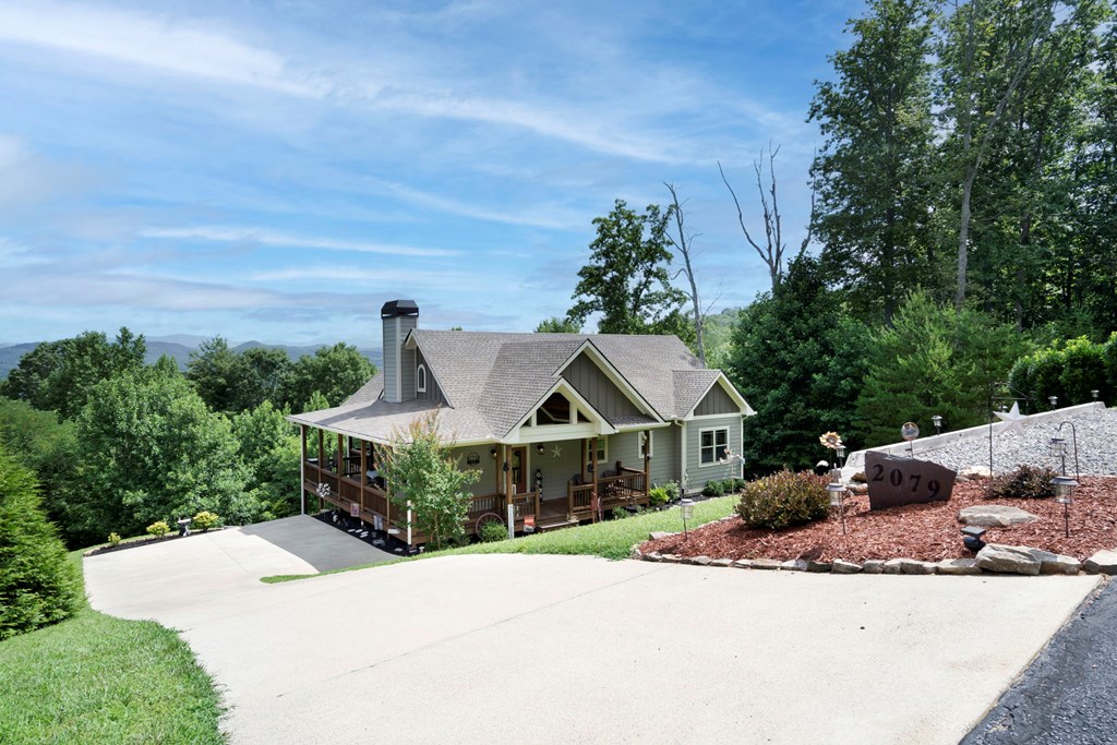 428893 Young Harris Residential