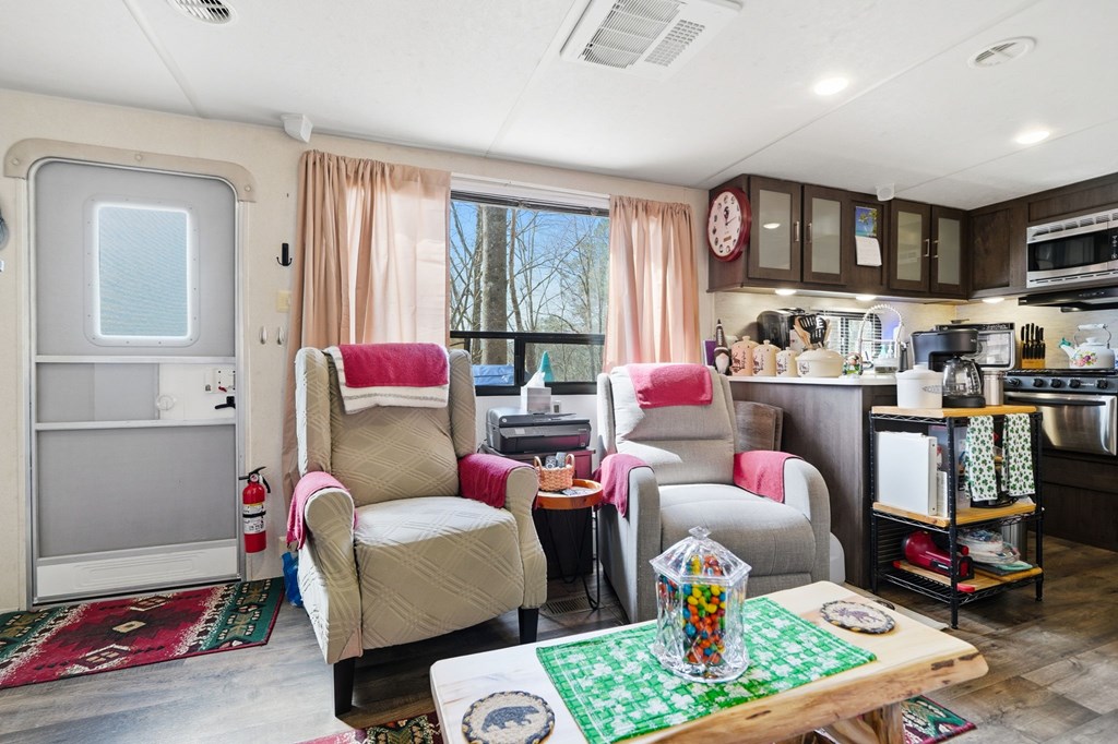 428897 Ellijay Residential