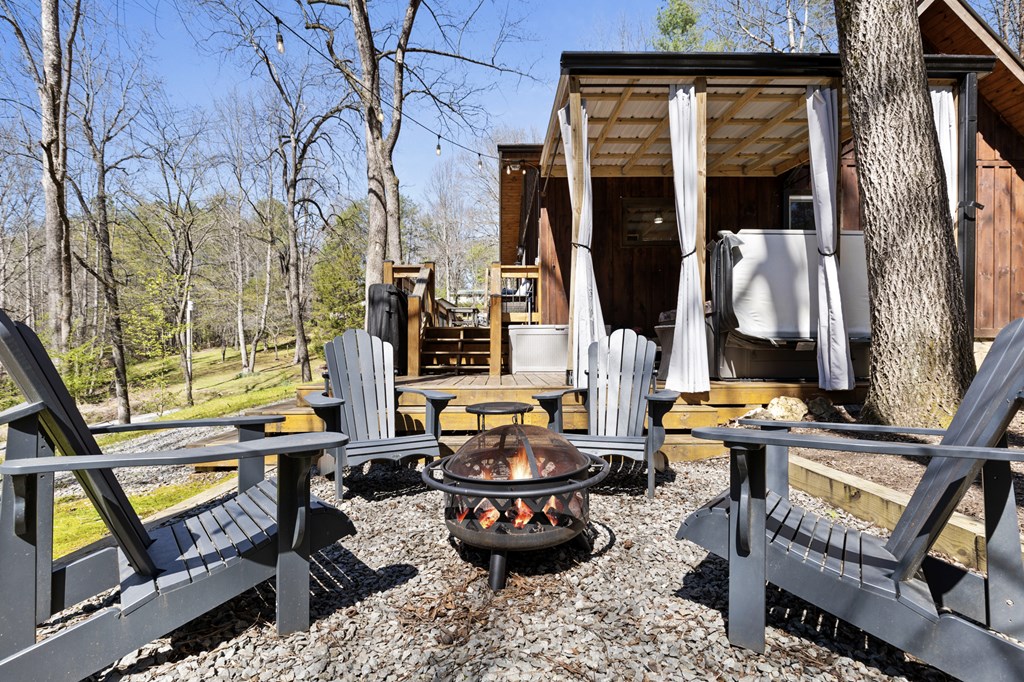 428899 Morganton Residential