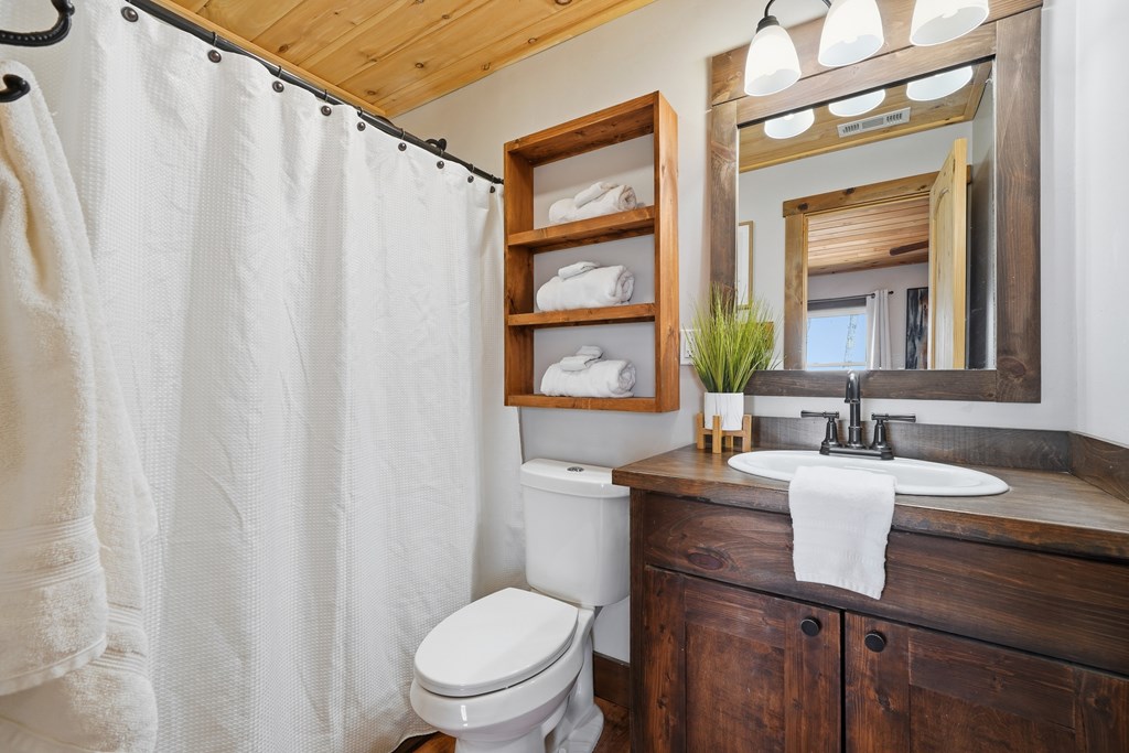 428902 Blue Ridge Residential