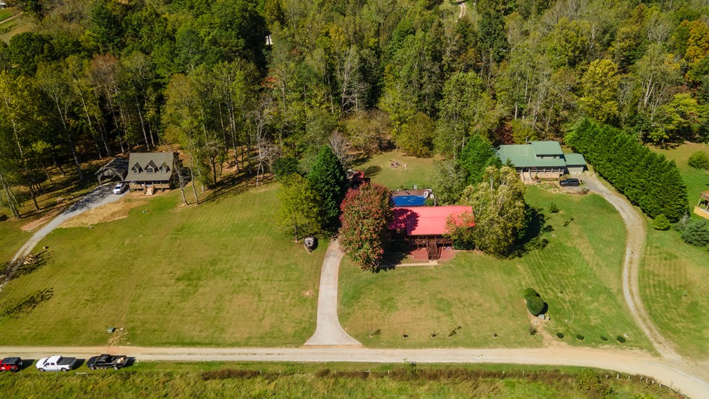 428903 Hayesville Residential