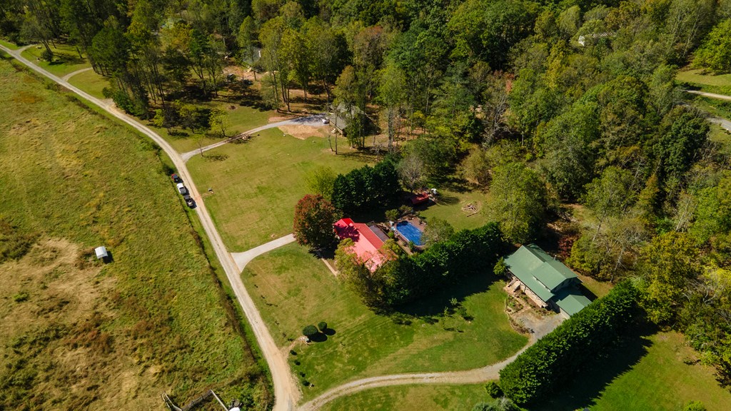 428903 Hayesville Residential