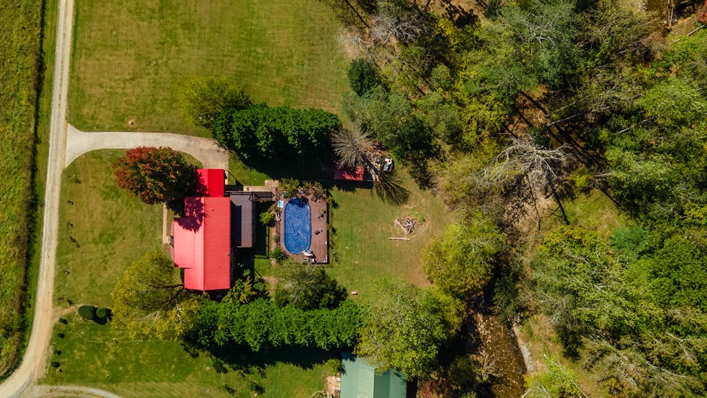 428903 Hayesville Residential