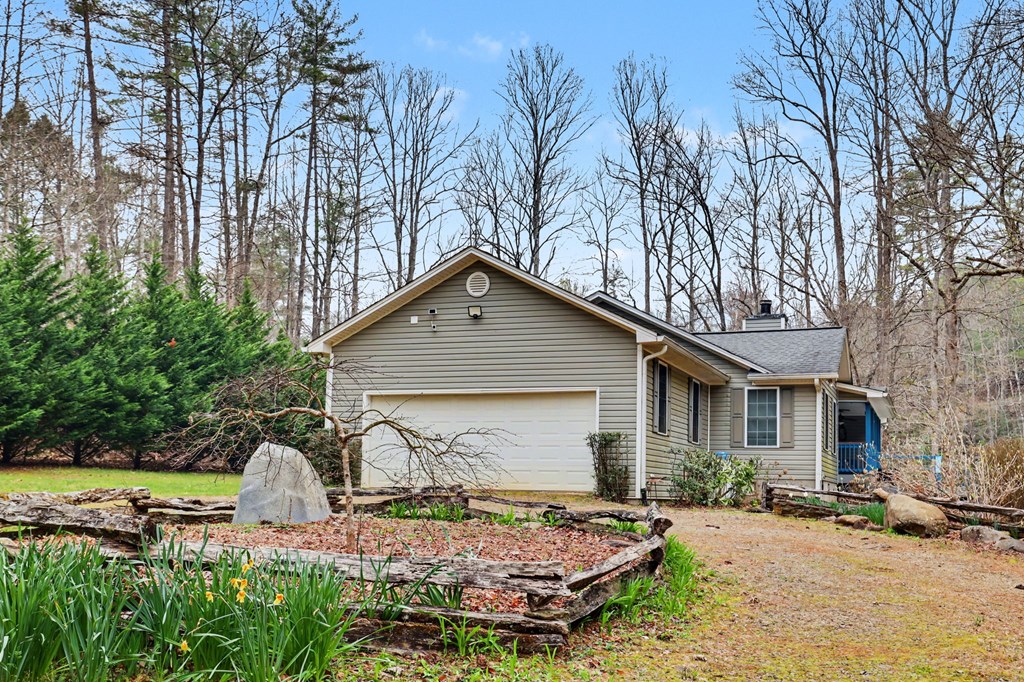 428904 Hayesville Residential