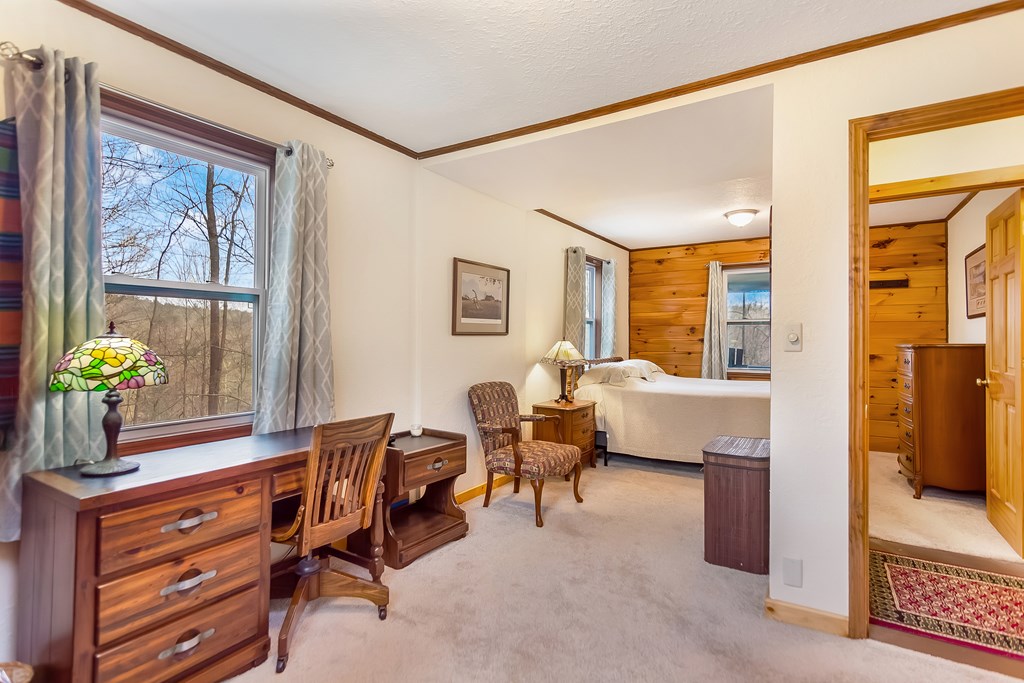 428908 Mineral Bluff Residential