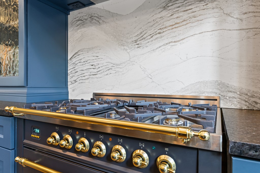 428911 Suches Residential