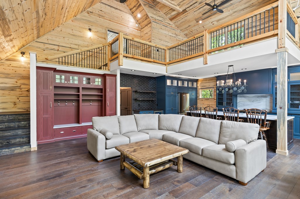 428911 Suches Residential