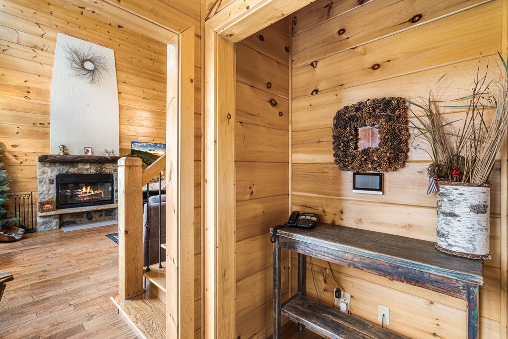 428913 Morganton Residential