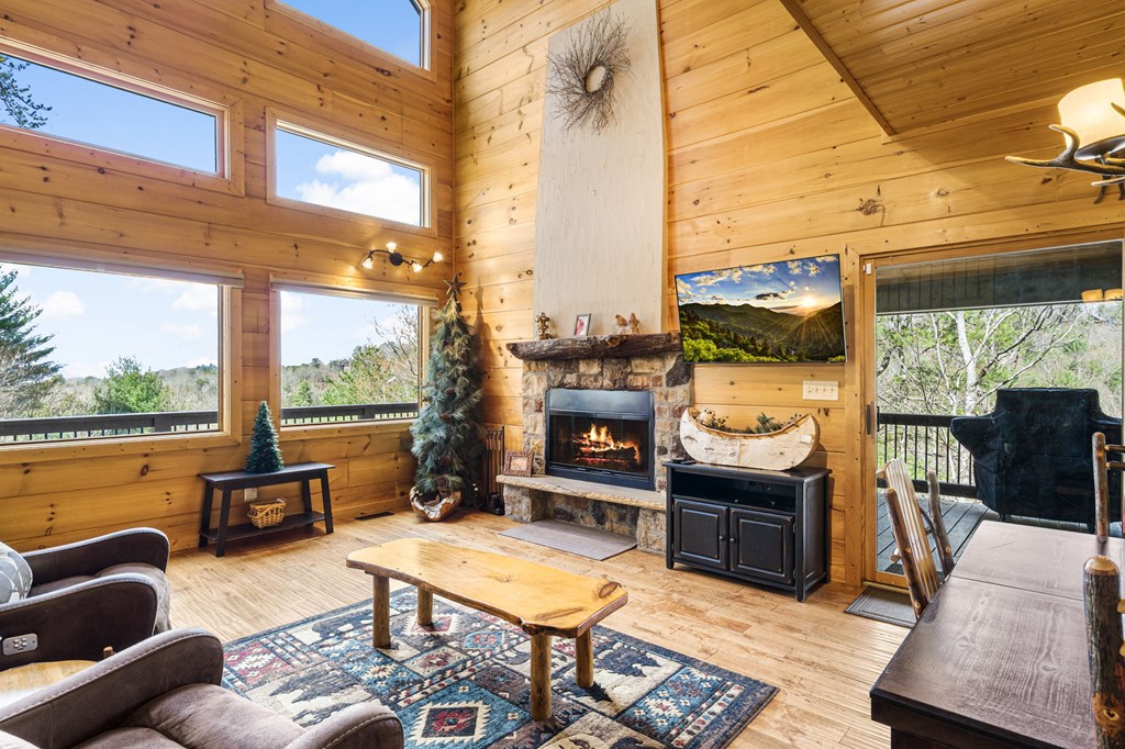 428913 Morganton Residential