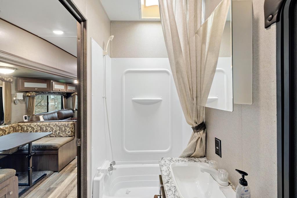 428915 Ellijay Residential