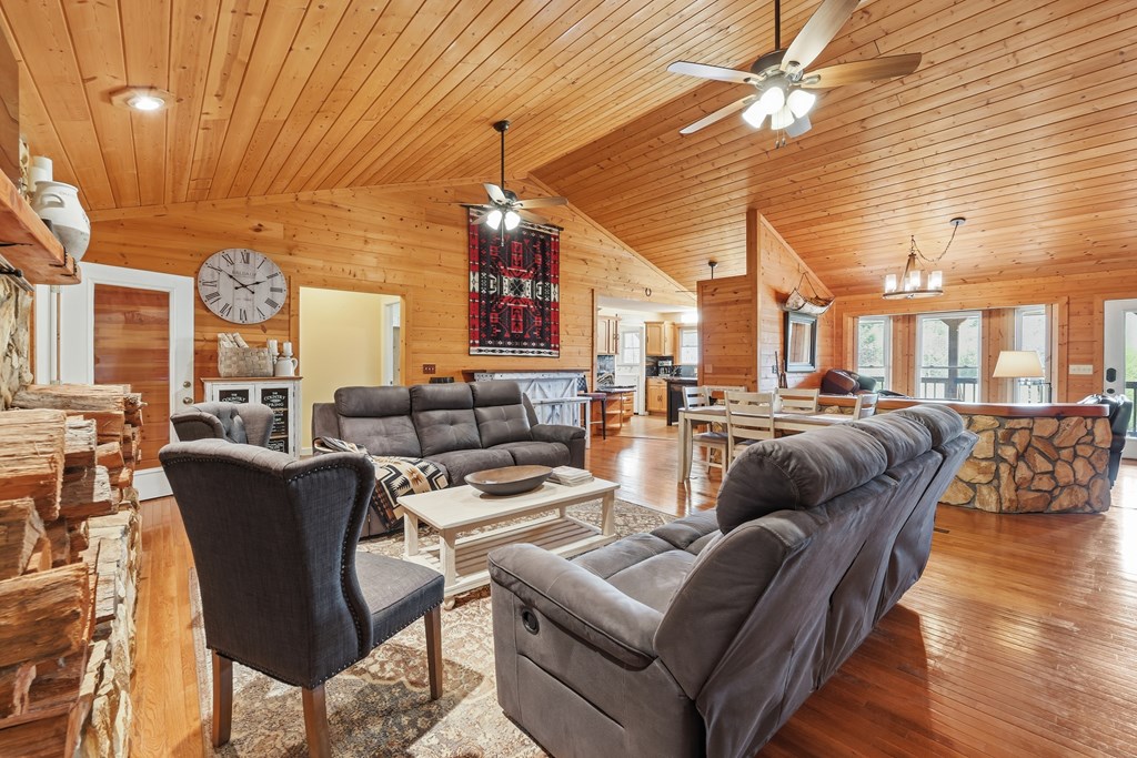 428916 Blairsville Residential