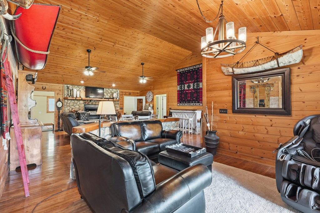 428916 Blairsville Residential