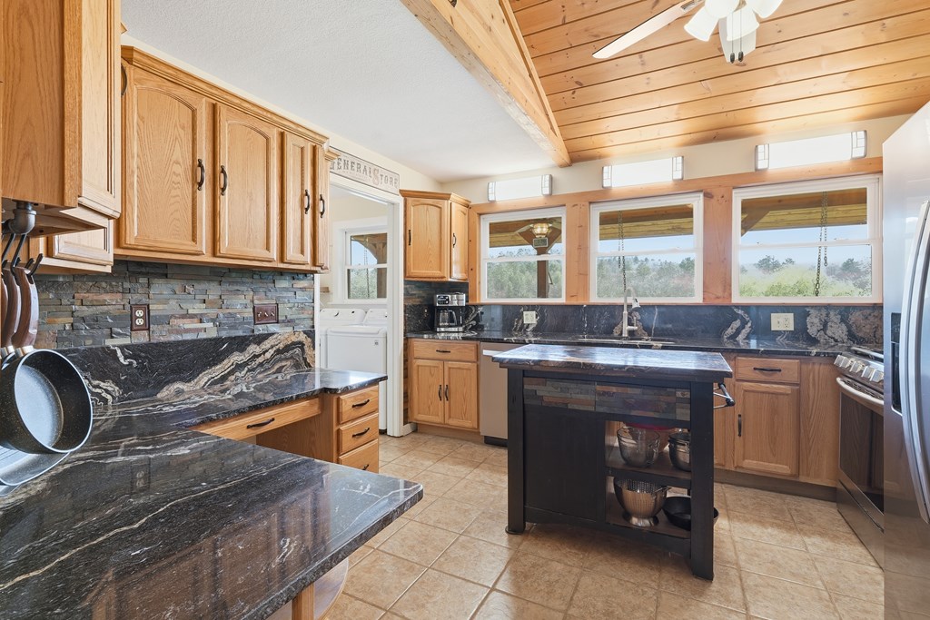 428916 Blairsville Residential