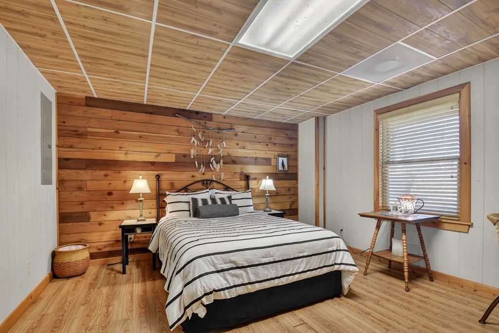 428921 Blue Ridge Residential