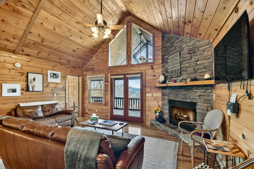 428921 Blue Ridge Residential