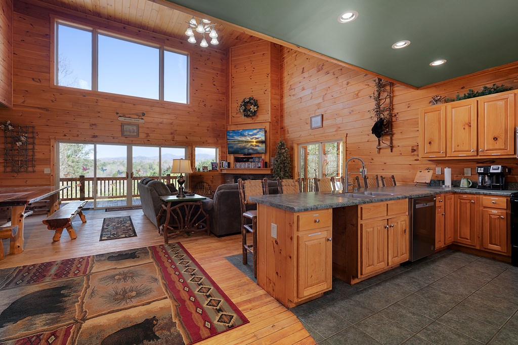 428922 Ellijay Residential