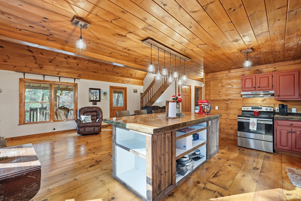 428926 Ellijay Residential
