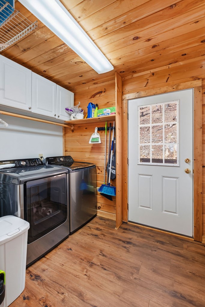 428927 Jasper Residential