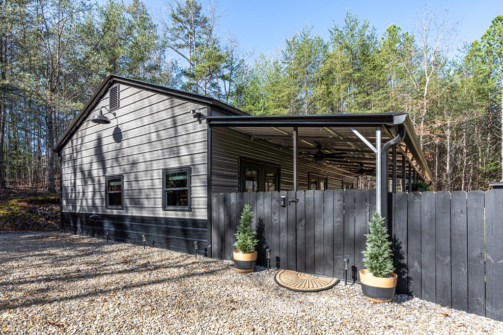 428933 Murphy Residential