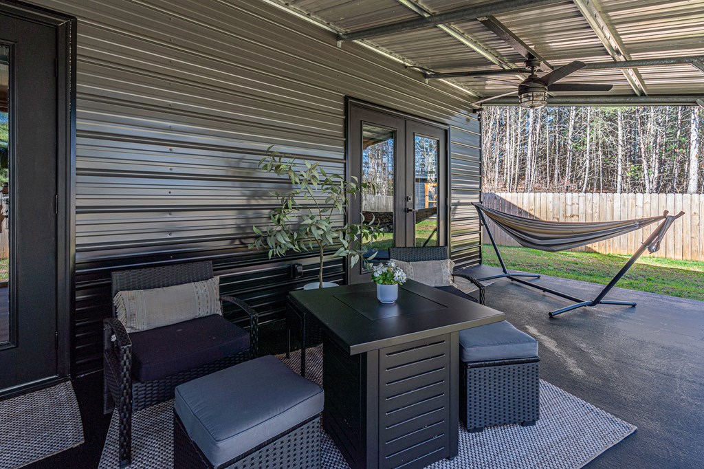 428933 Murphy Residential