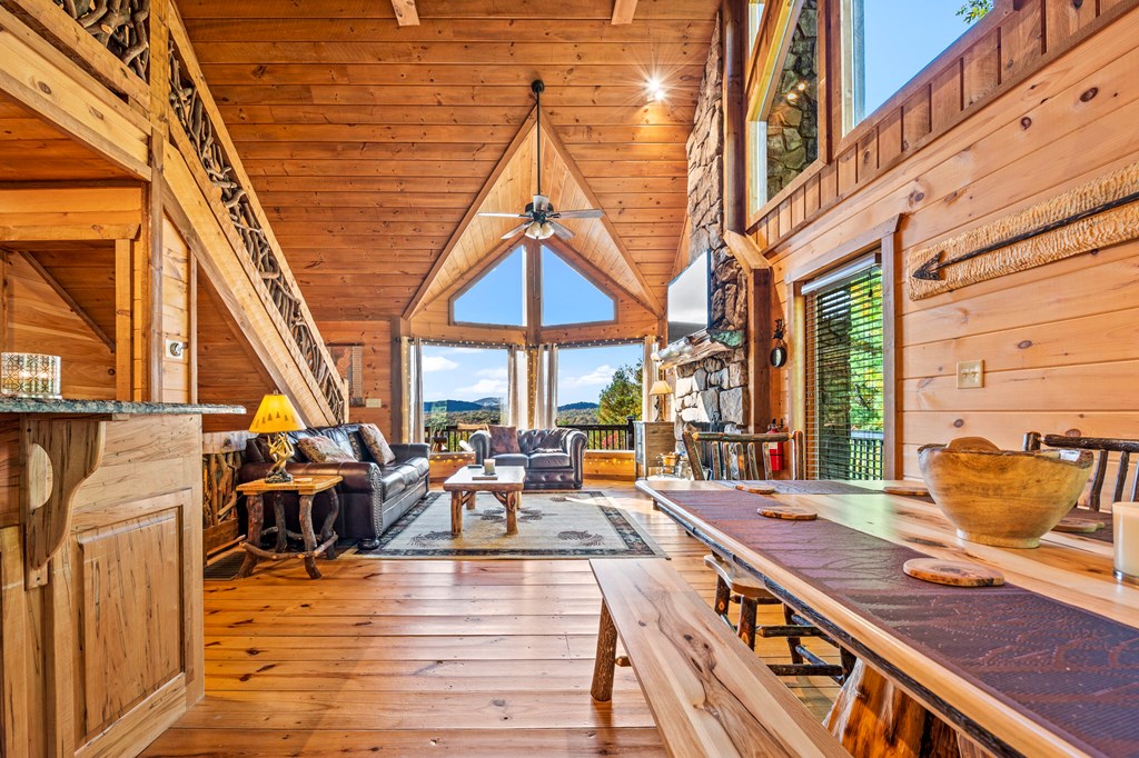 428936 Mineral Bluff Residential