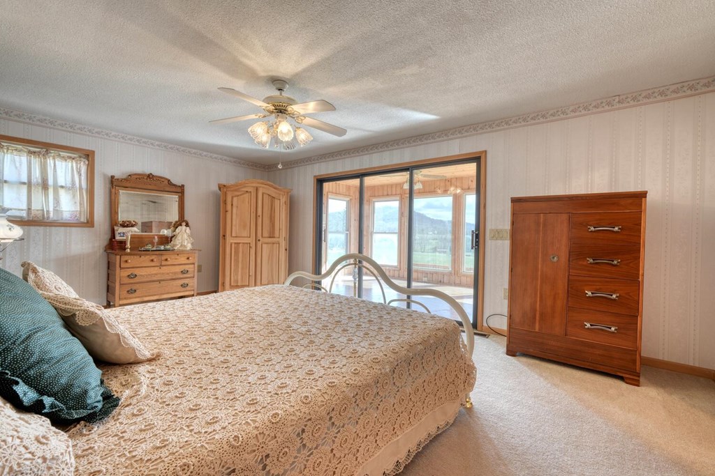 428939 Morganton Residential