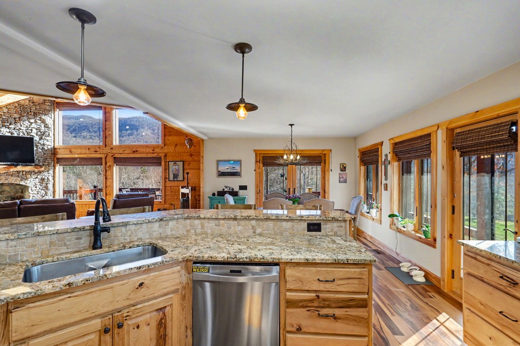 428940 Hiawassee Residential