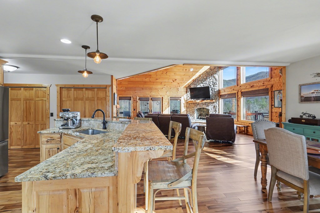 428940 Hiawassee Residential