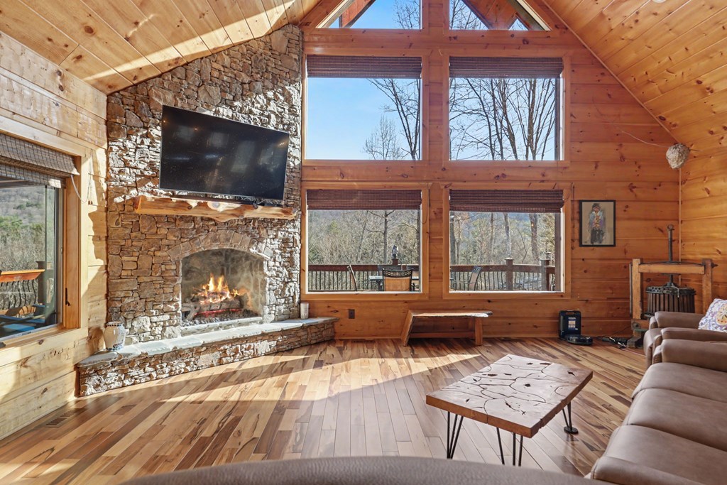 428940 Hiawassee Residential