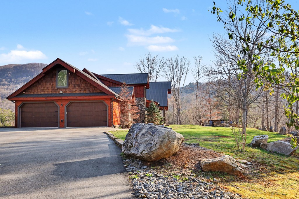 428940 Hiawassee Residential