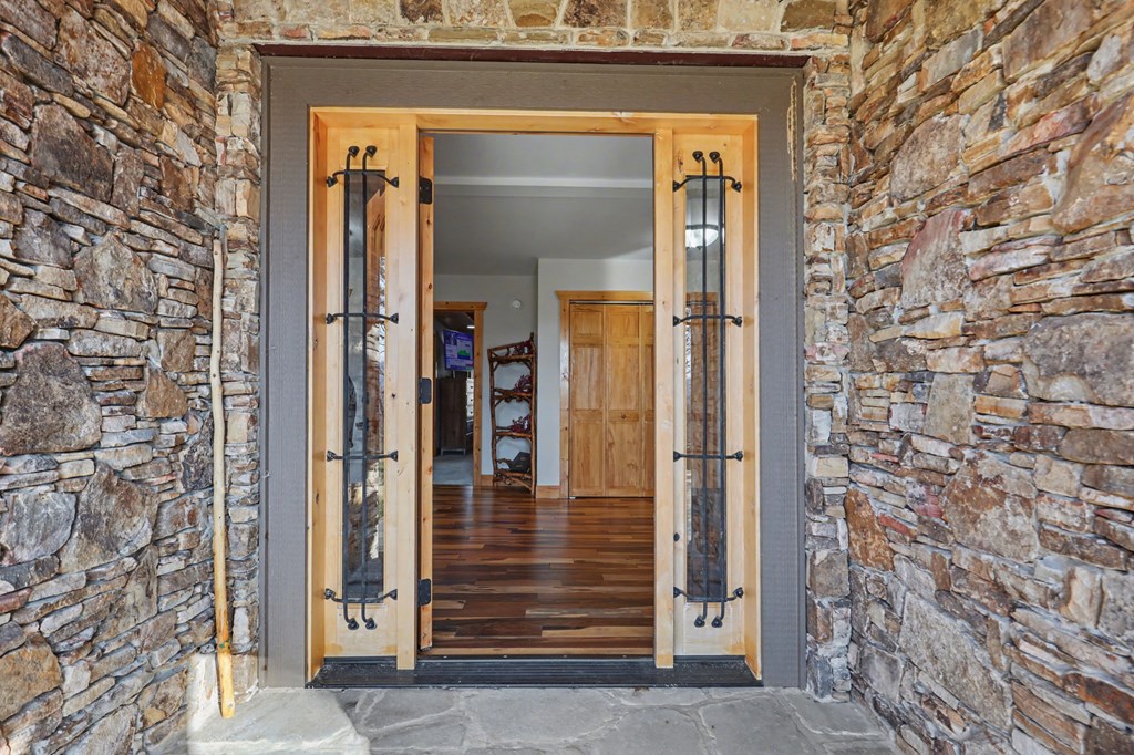 428940 Hiawassee Residential