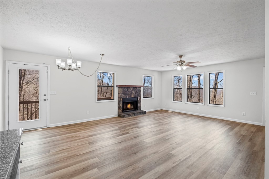 428945 Jasper Residential