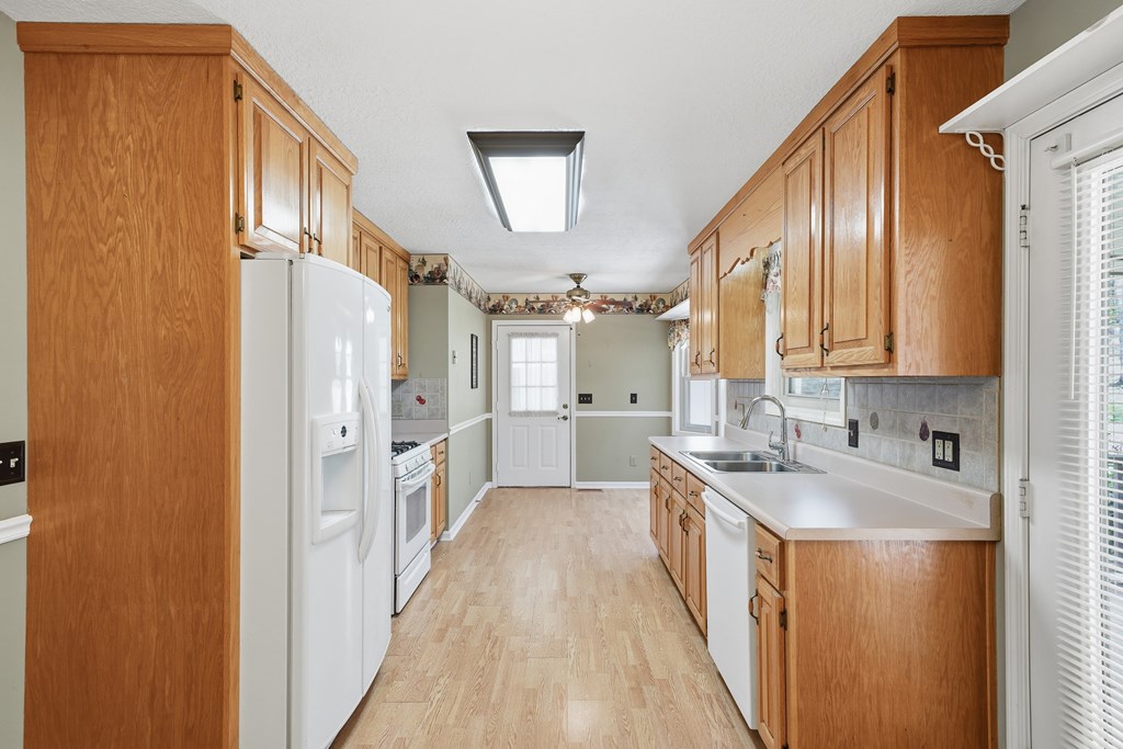 428948 Blairsville Residential