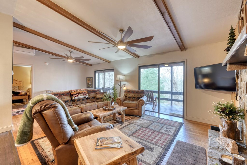 428950 Murphy Residential