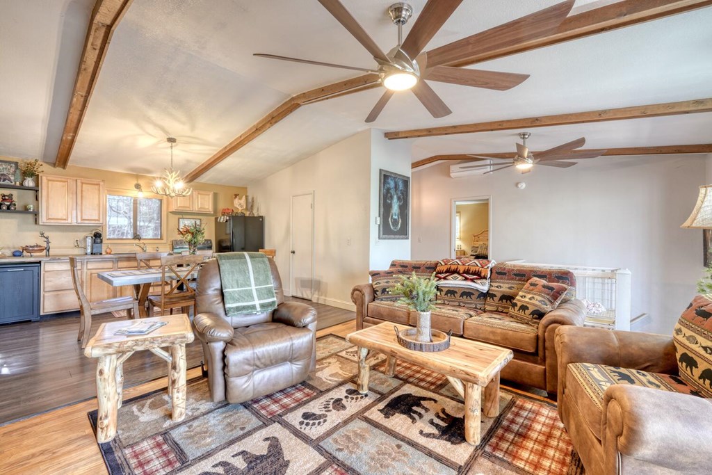 428950 Murphy Residential