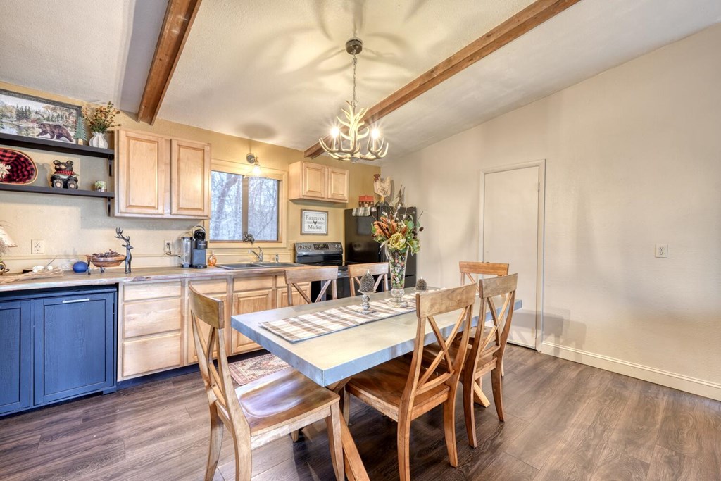 428950 Murphy Residential