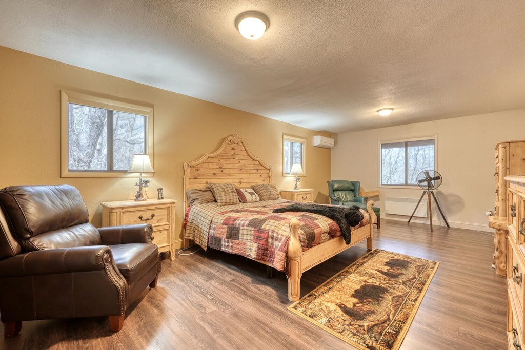 428950 Murphy Residential