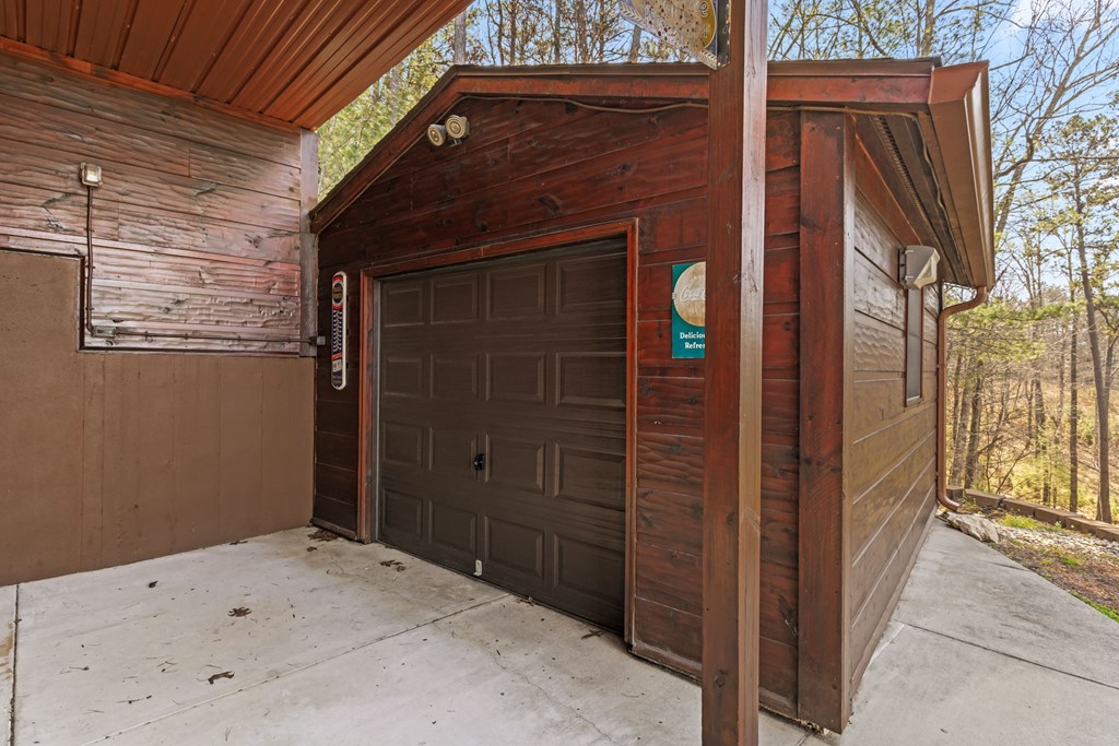 428951 Morganton Residential