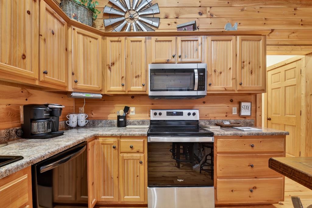 428952 Ellijay Residential