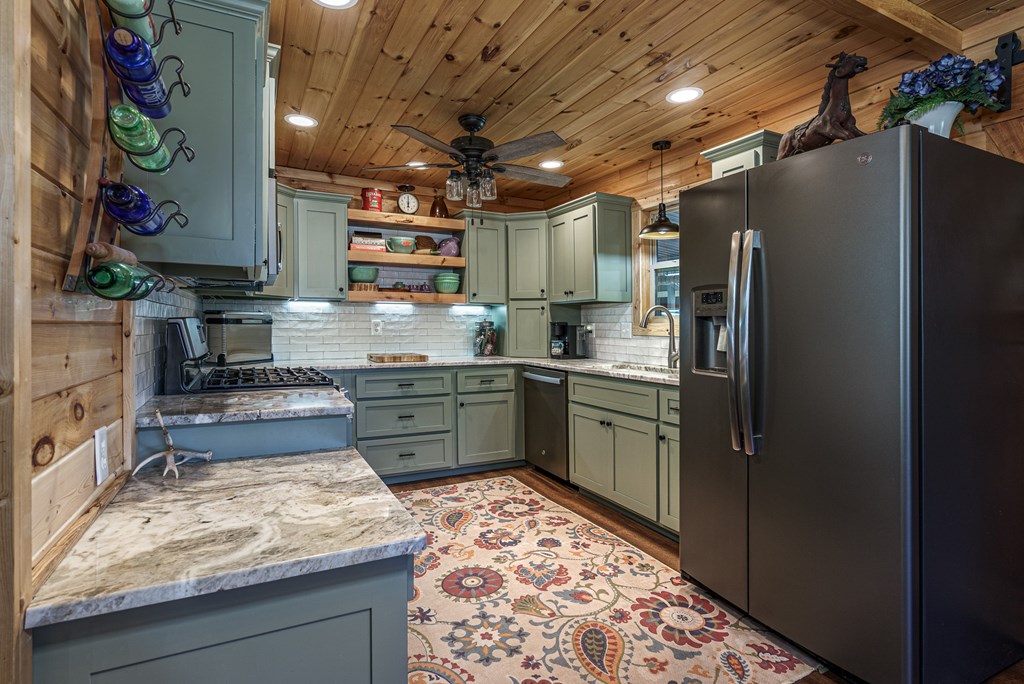 428960 Murphy Residential