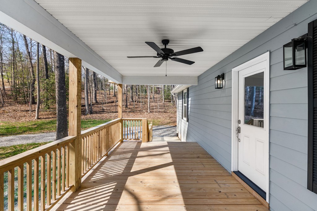 428968 Young Harris Residential