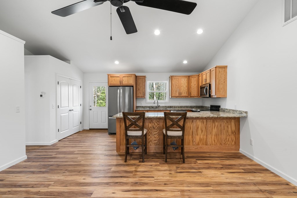 428968 Young Harris Residential